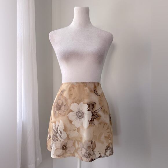 Vintage Y2K Wanted Clothing Company Tan Floral Print Micro Mini Skirt - Picture 2 of 8